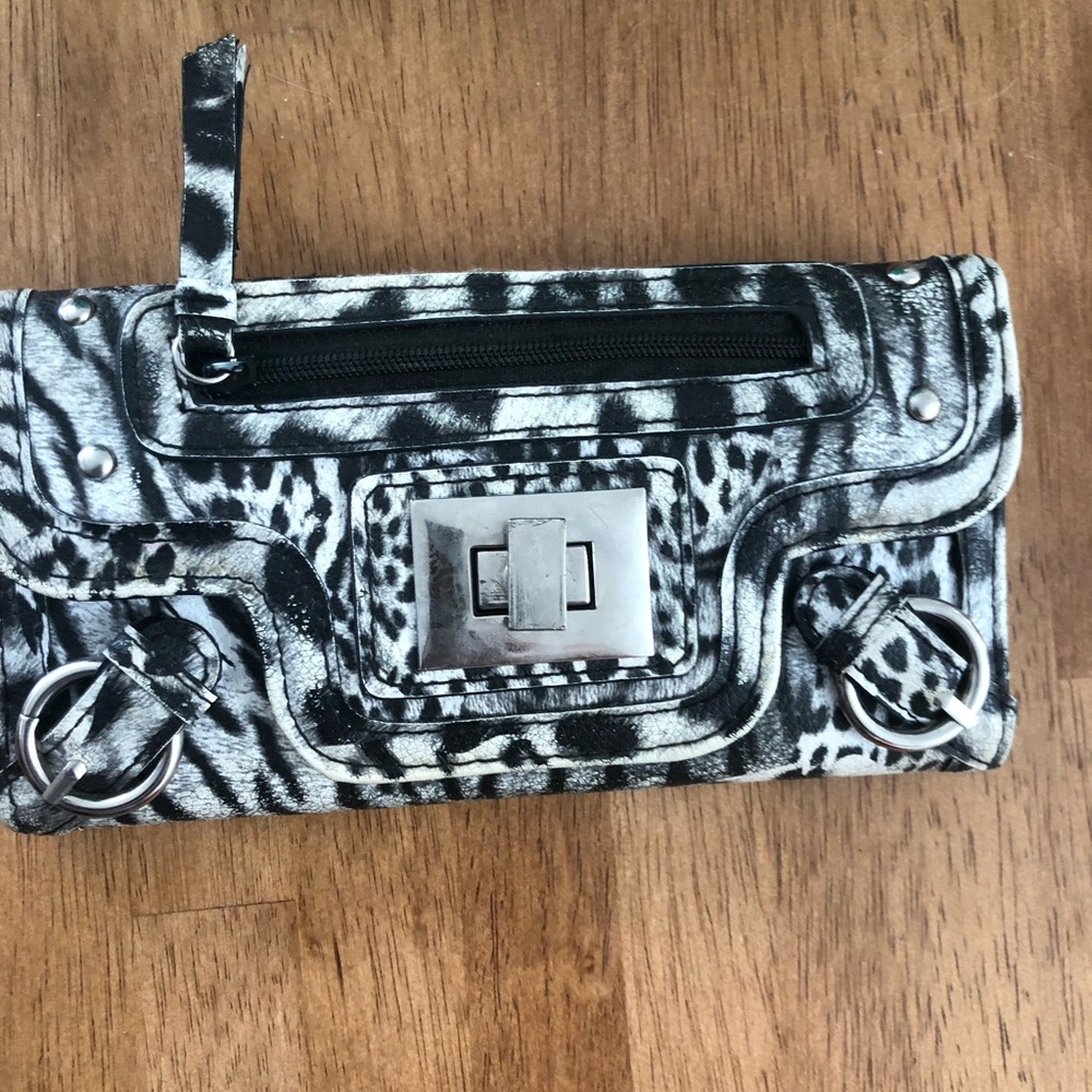 Leopard wallet